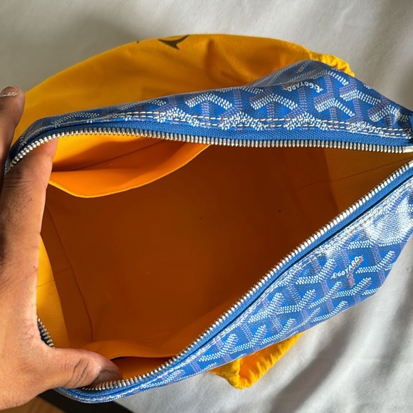 Authentic NEW with original receipt Goyard toiletry bag - Picture 2 of 5